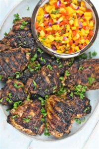Rustic-style Chicken with garnish – bold and traditional